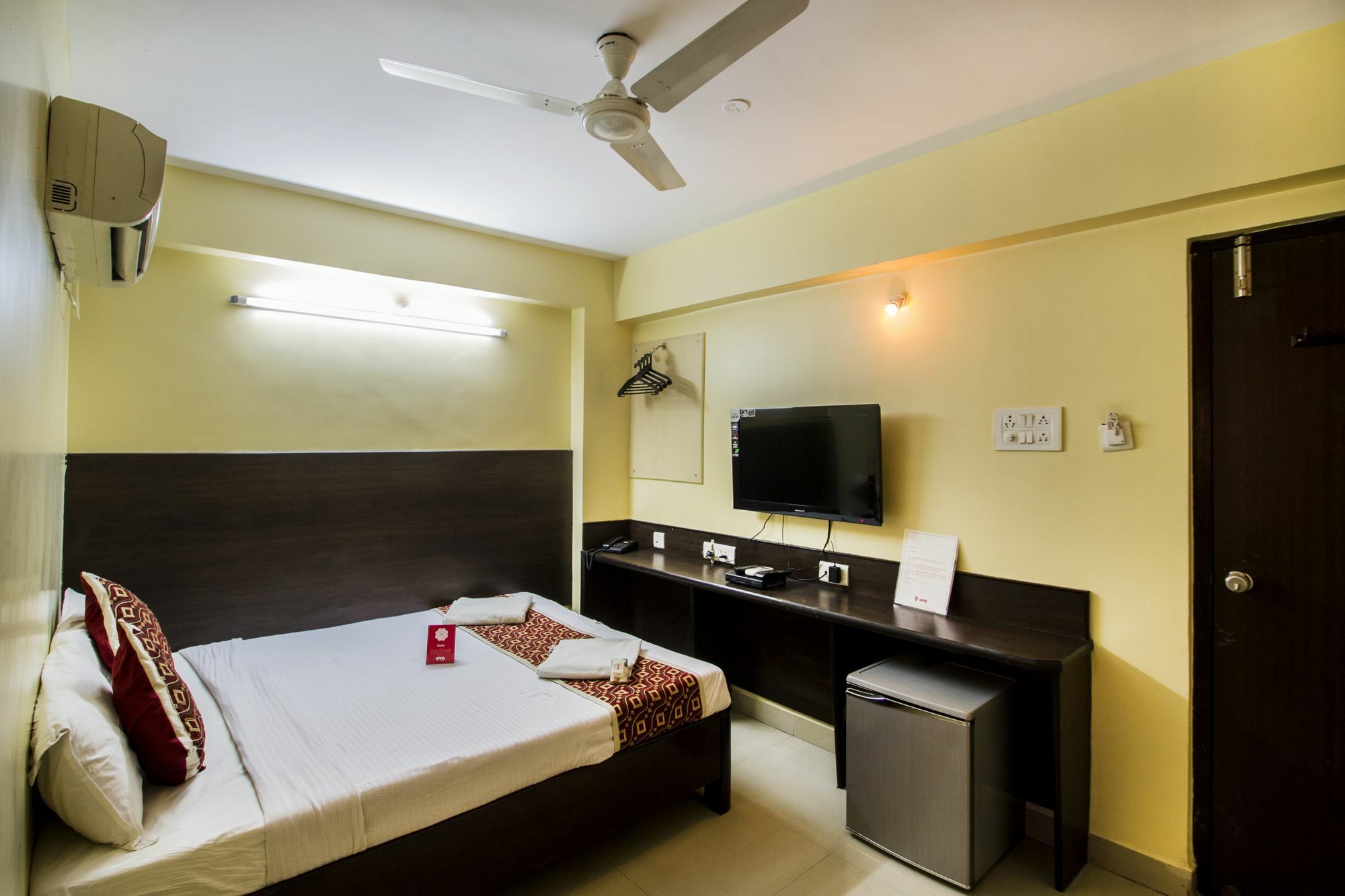 Oyo 2840 Kanha Grand Hyderabad Luaran gambar