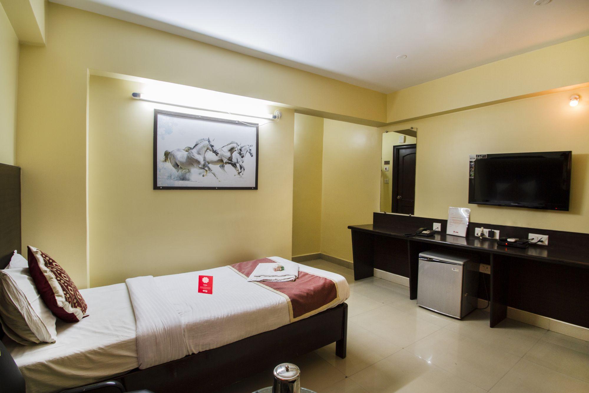 Oyo 2840 Kanha Grand Hyderabad Luaran gambar
