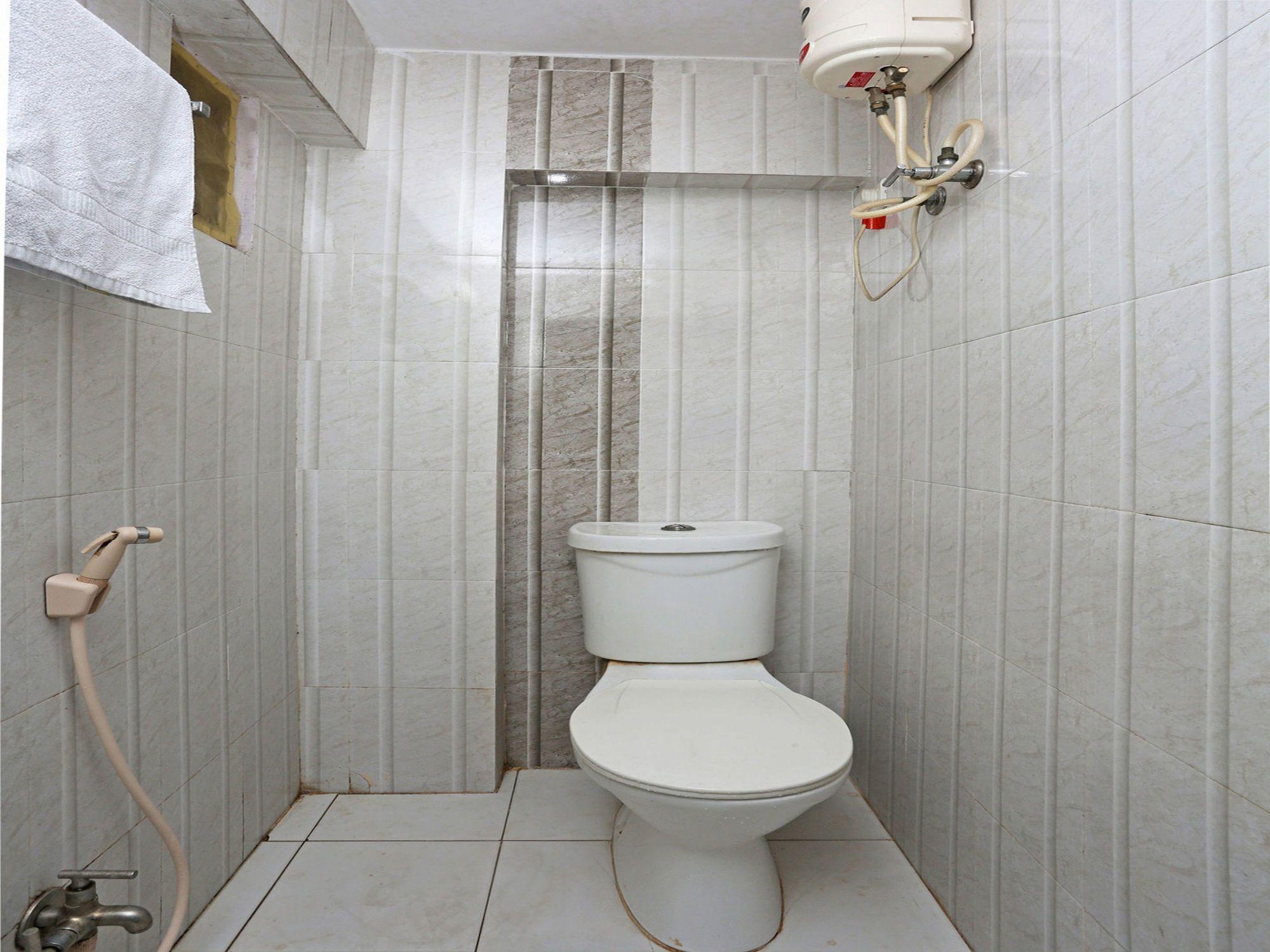 Oyo 2840 Kanha Grand Hyderabad Luaran gambar